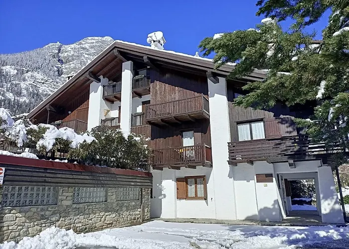 La Maison Des Guides - Trilocale A 500 Mt Dalle Piste Di Dolonne