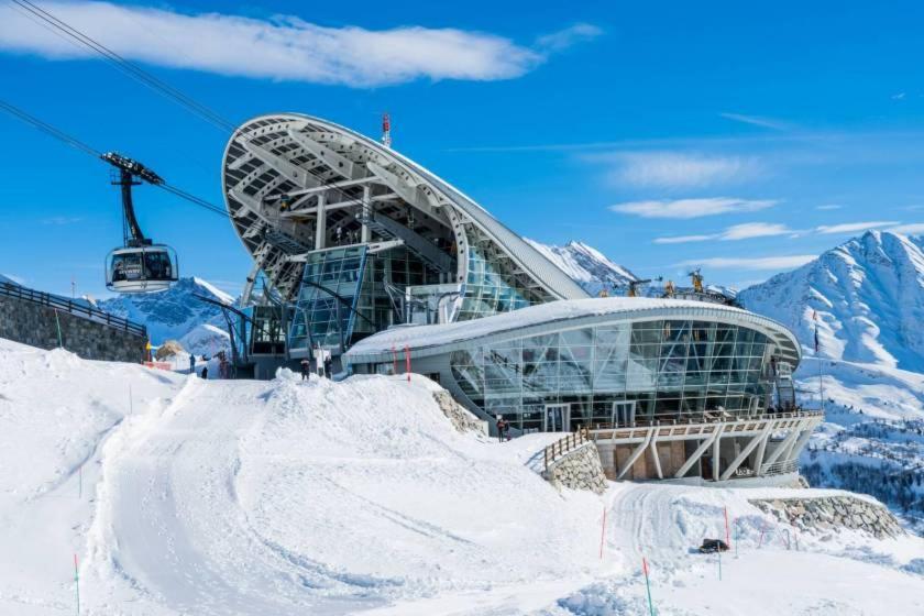 La Maison Des Guides - Trilocale A 500 Mt Dalle Piste Di Dolonne Apartamento