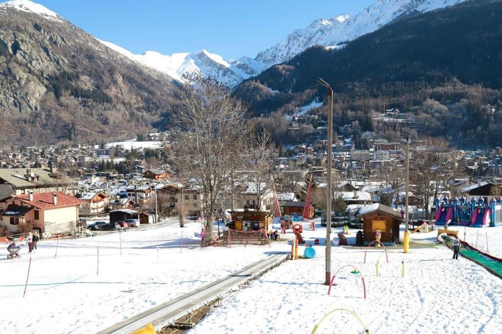 La Maison Des Guides - Trilocale A 500 Mt Dalle Piste Di Dolonne * Courmayeur